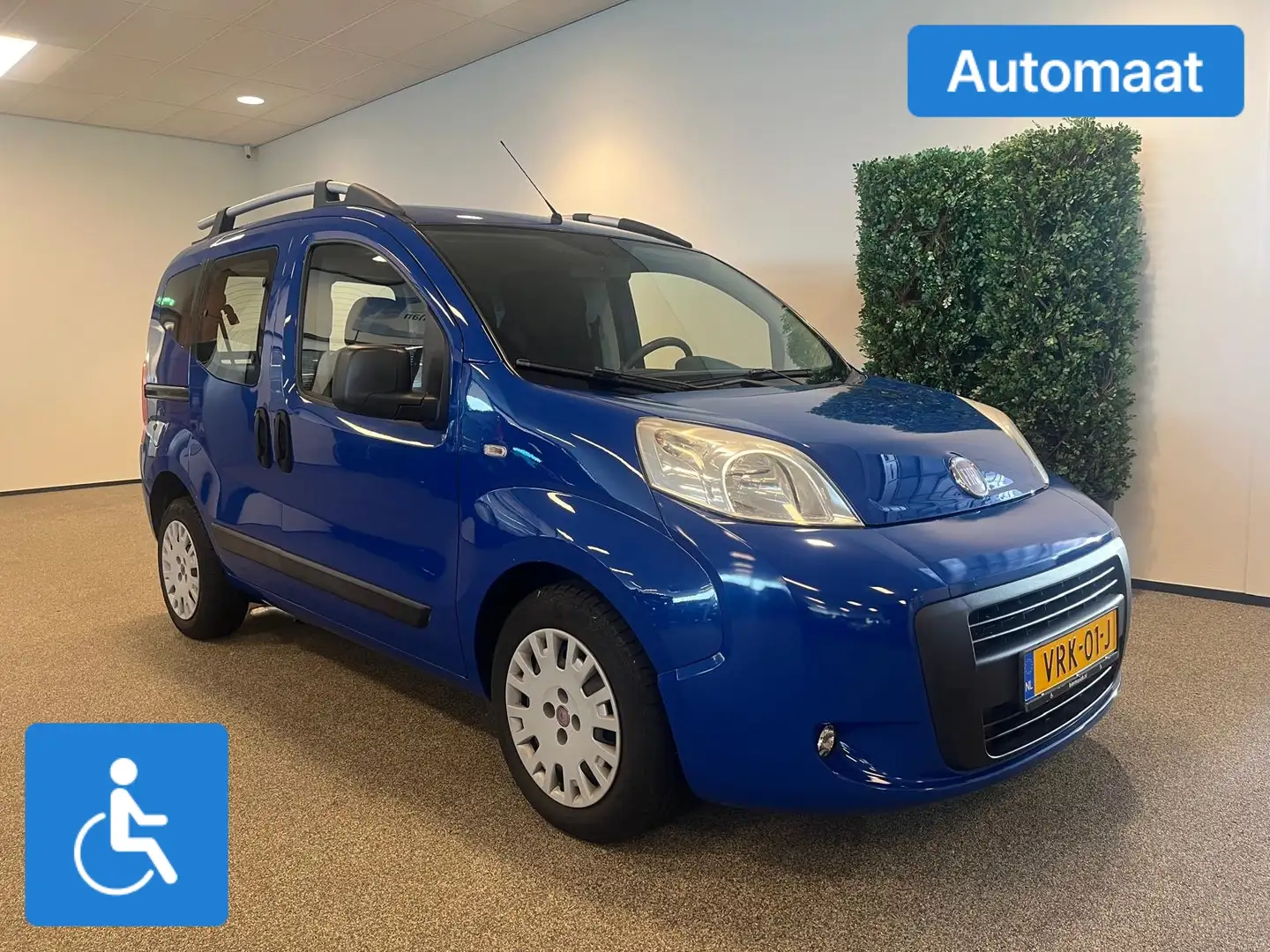 Fiat Qubo Rolstoelauto Automaat - Rolstoel voorin Blauw - 1