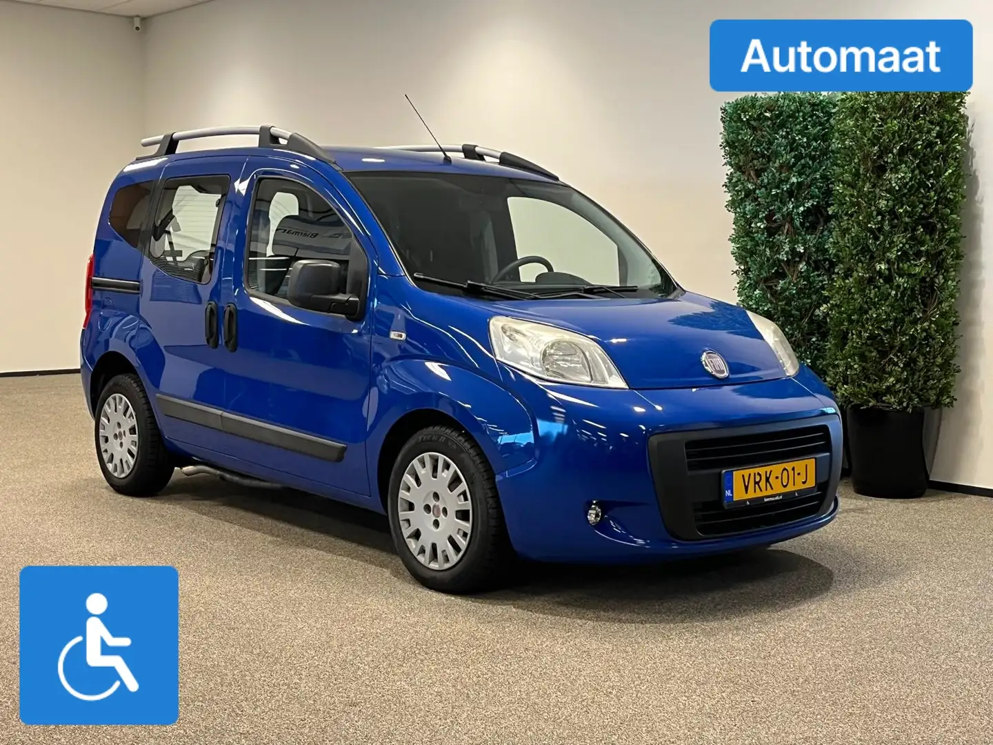Fiat Qubo Rolstoelauto Automaat - Rolstoel voorin Bleu - 1