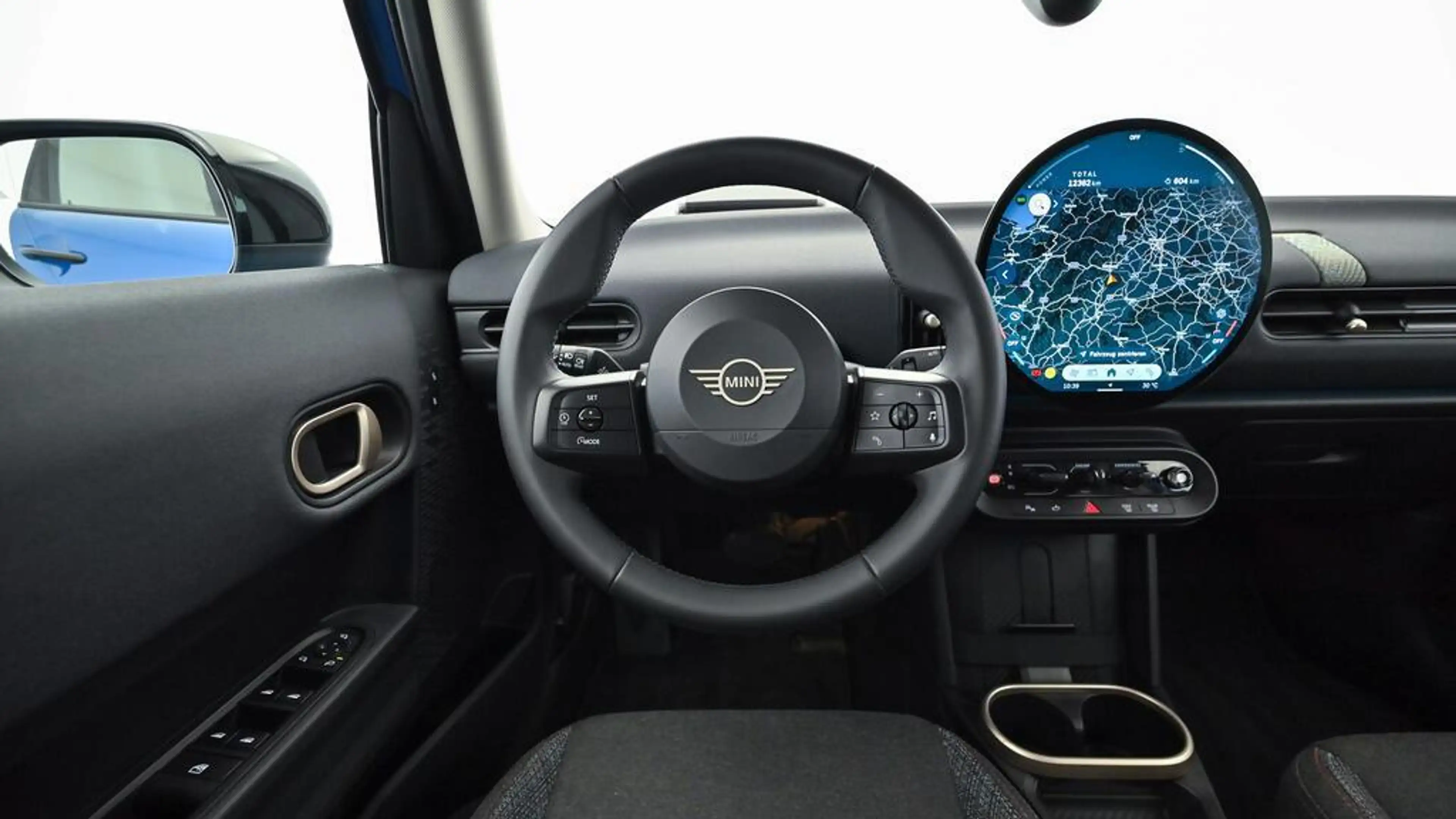 MINI Cooper C Essential Trim — photo 13