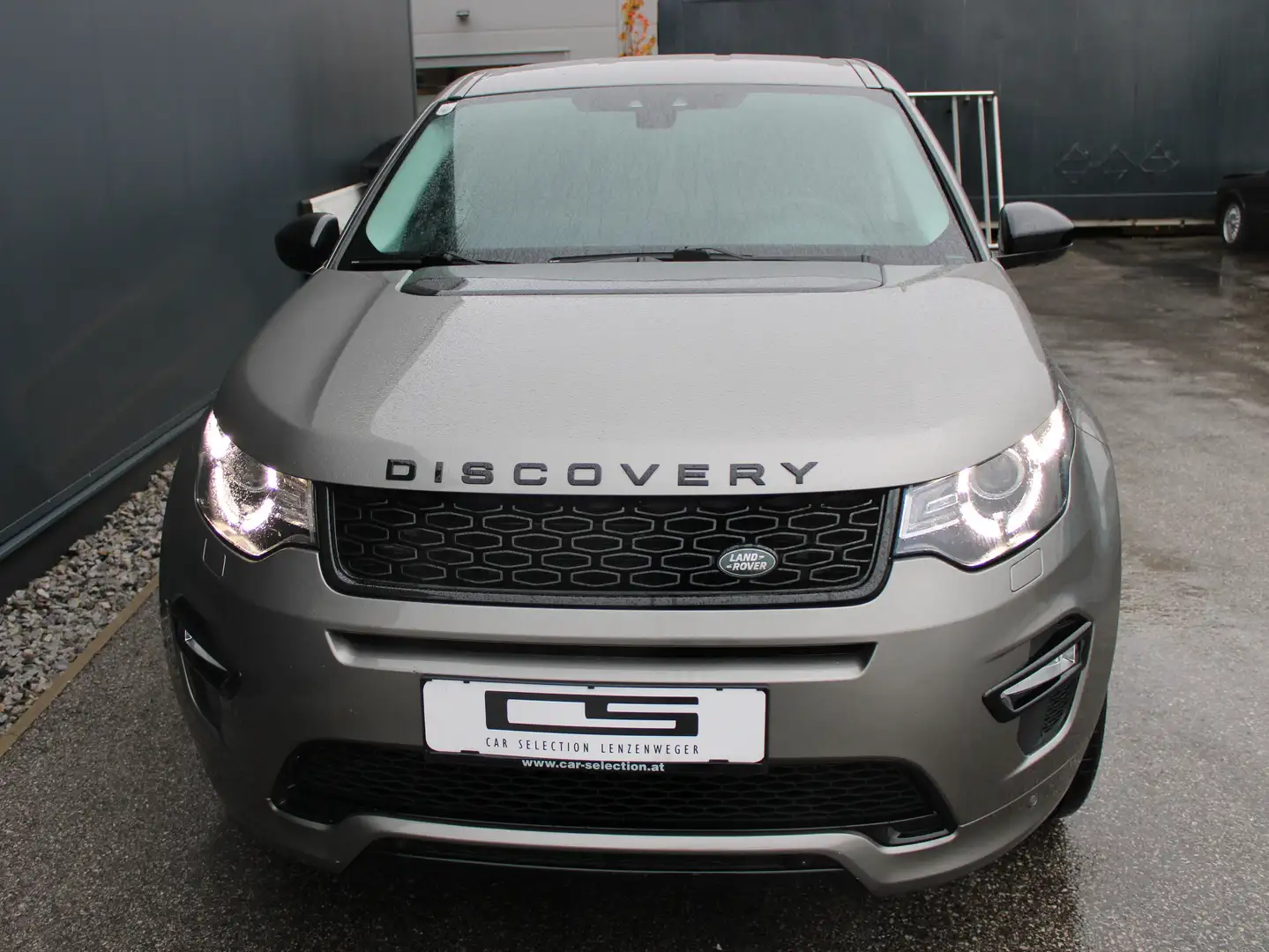 Land Rover Discovery Sport HSE Dynamic Styling*7-Sitzer*Leder*Navi* Grau - 2