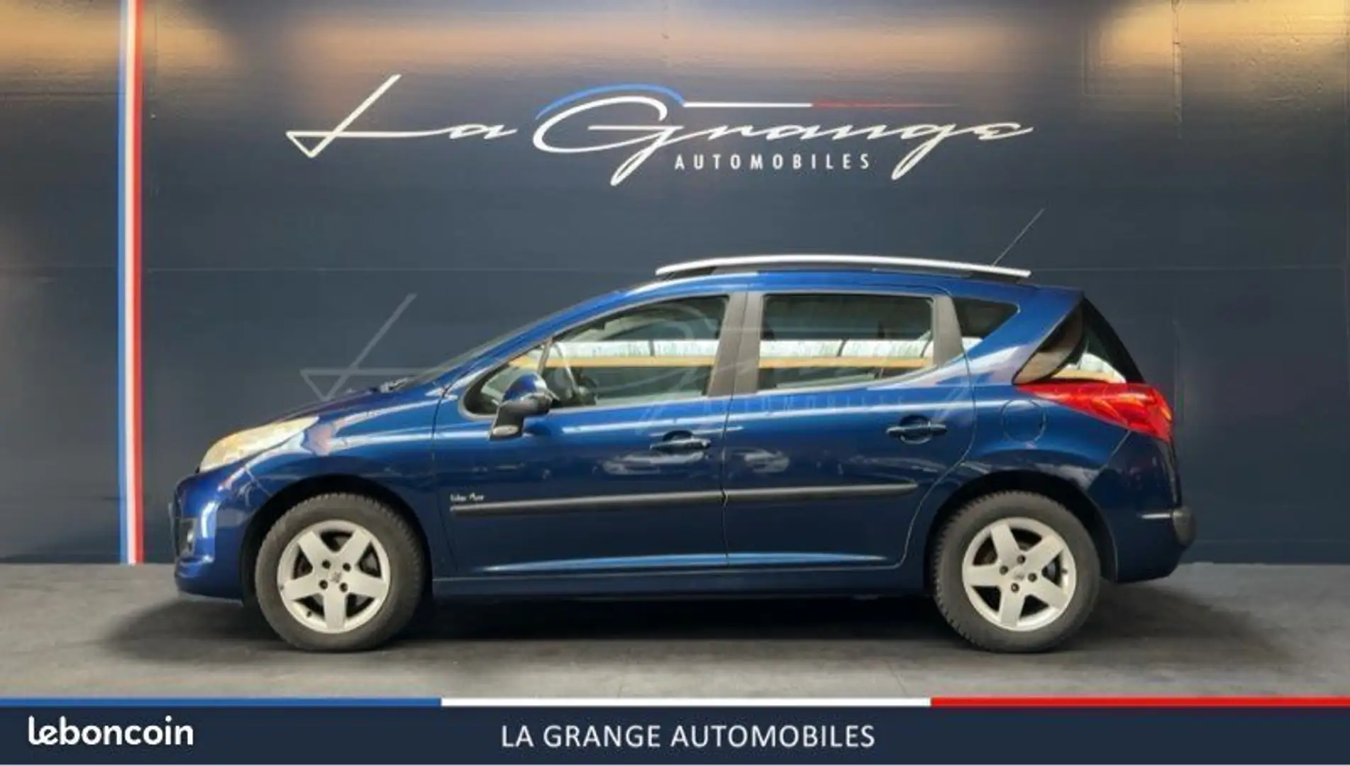 Peugeot 207 Modrá - 1