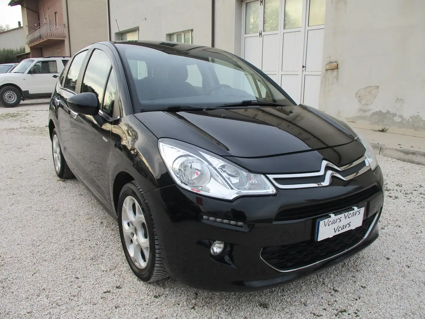 Citroen C3 C3 1.6 bluehdi Exclusive 75cv Schwarz - 1