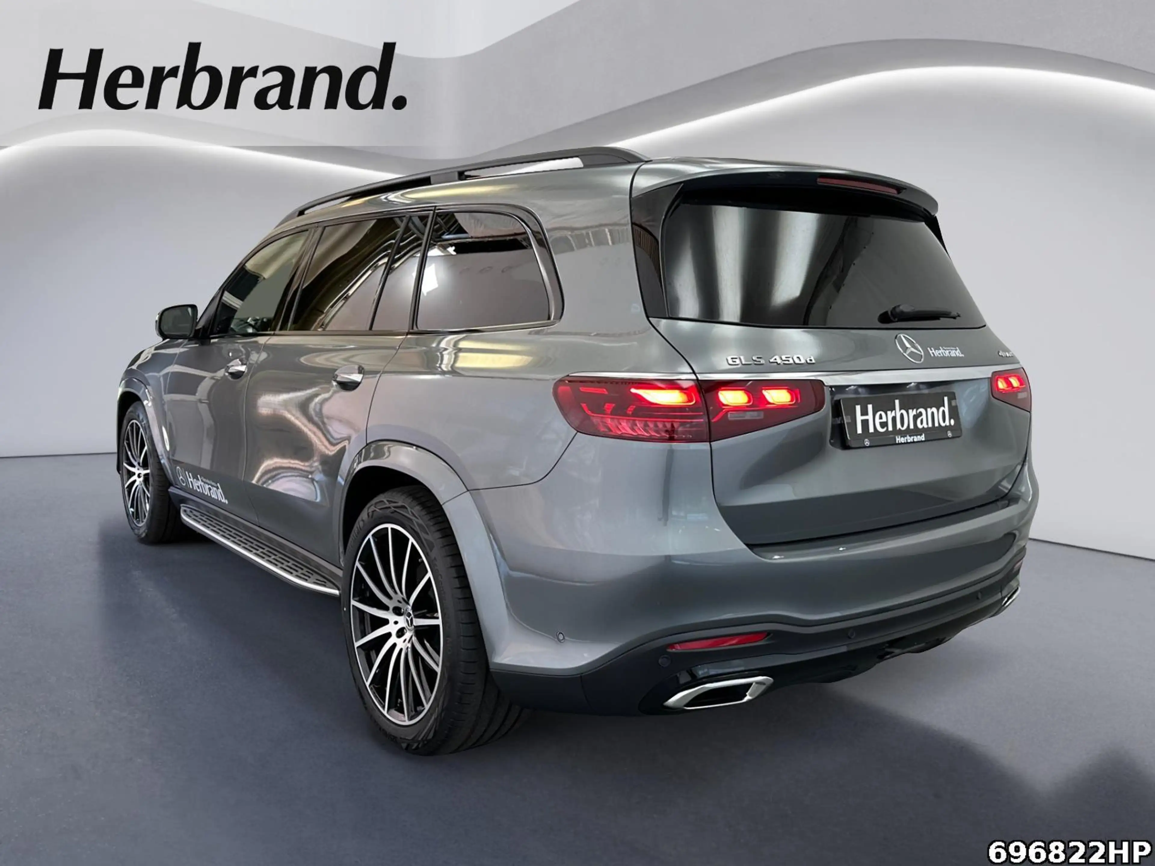 Mercedes-Benz GLS 450 d 4MATIC +PREMIUM+HUD+STANDHZG+PANO+360+ — photo 4