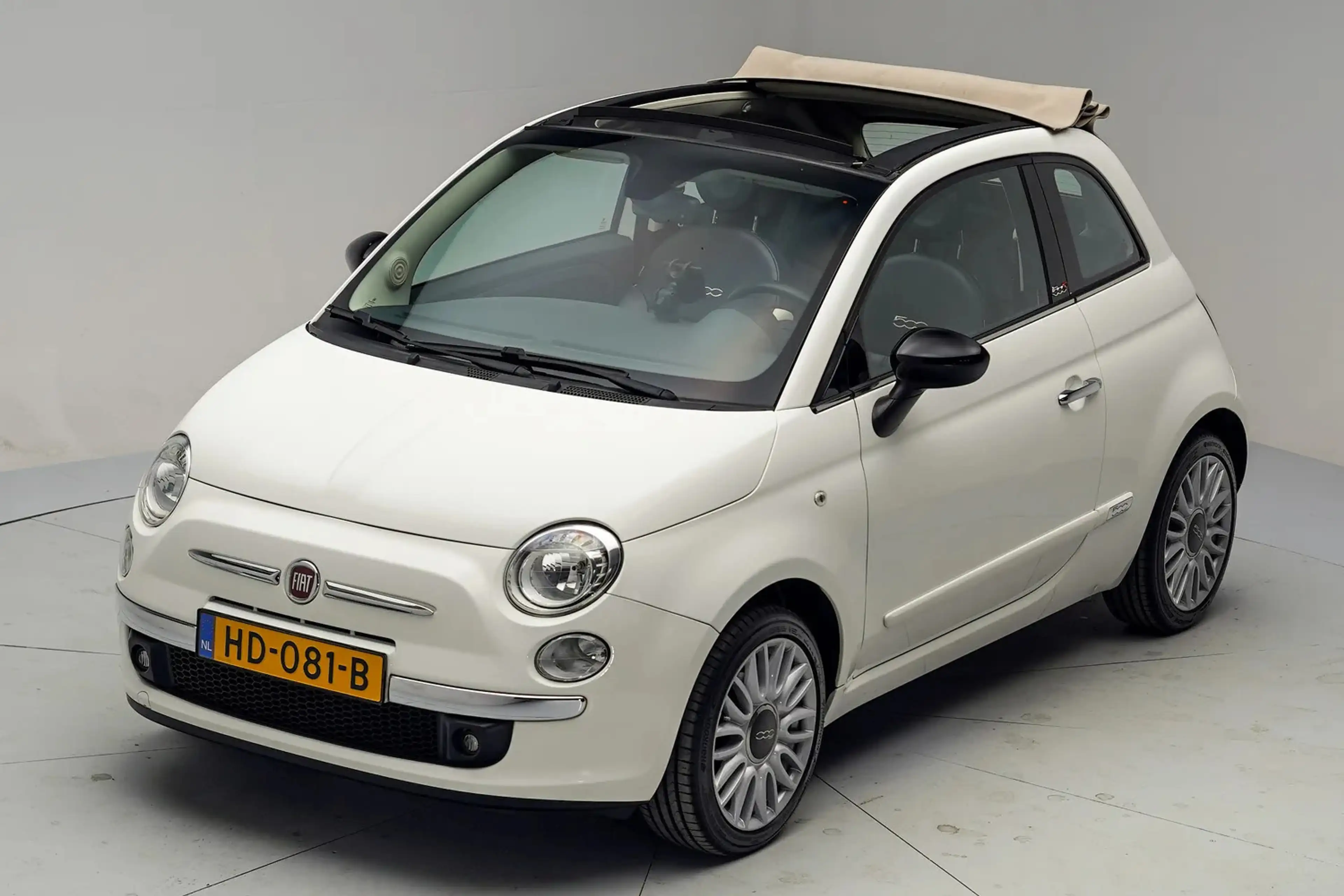 Fiat 500C 1.2 Lounge Cabrio [ Leer Climate Navi PDC Lichtmet — photo 10