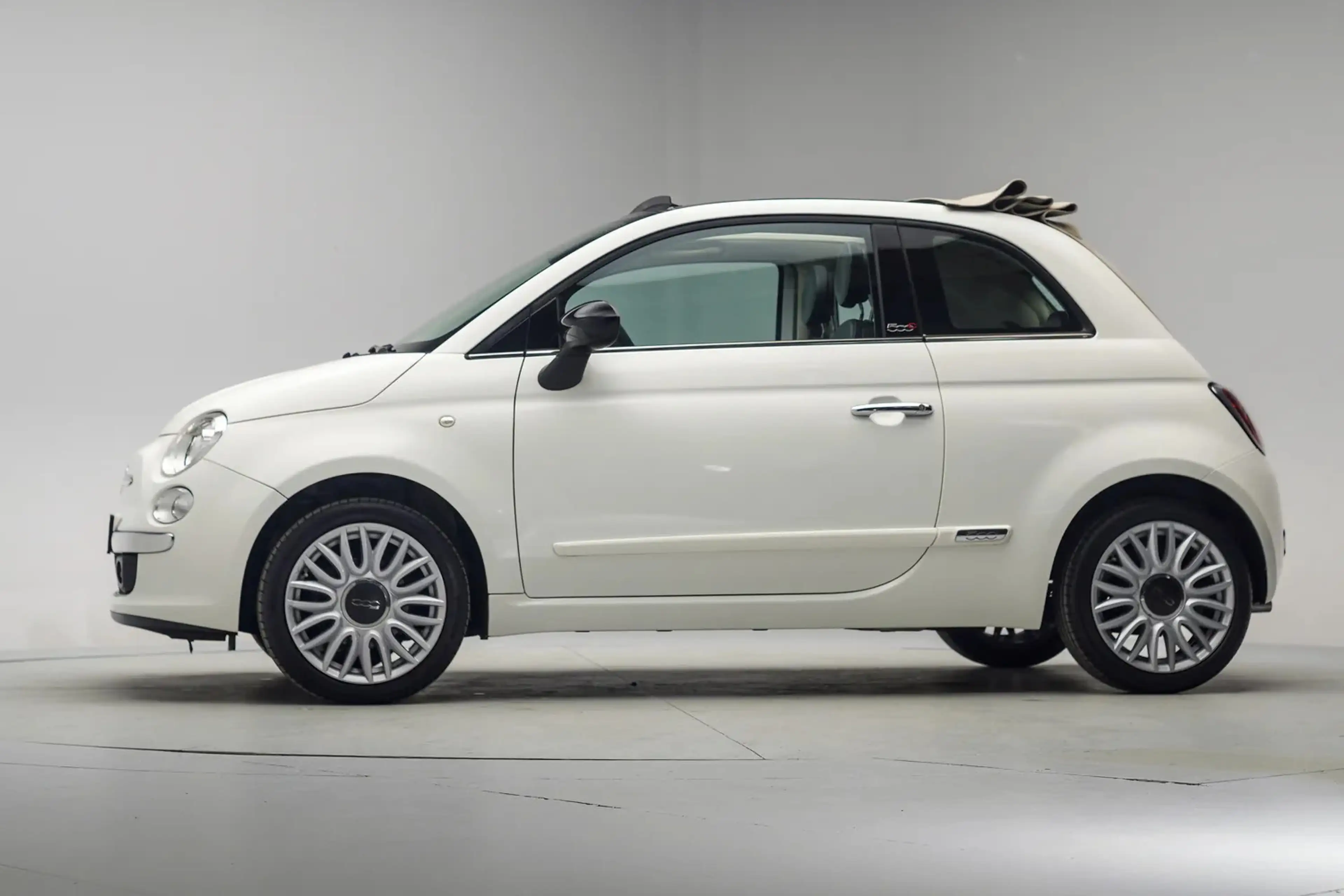 Fiat 500C 1.2 Lounge Cabrio [ Leer Climate Navi PDC Lichtmet — photo 2