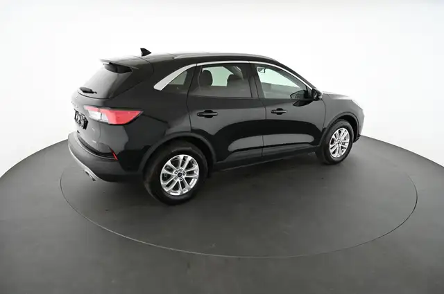 Ford Kuga view 4