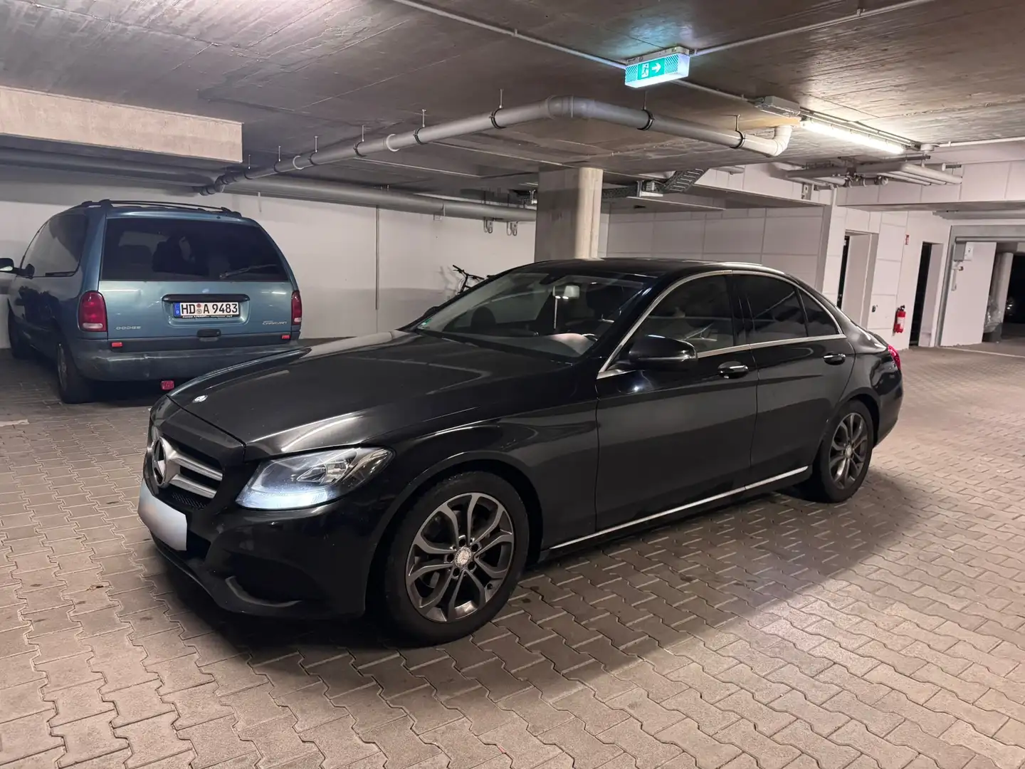 Mercedes-Benz C 180 C 180 Avantgarde Schwarz - 1