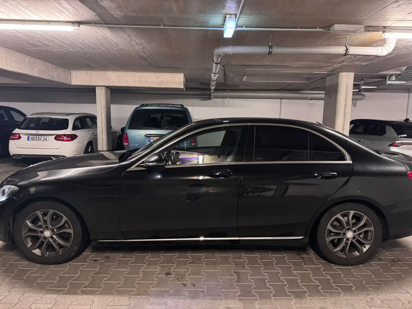 Mercedes-Benz C 180 C 180 Avantgarde Schwarz - 2