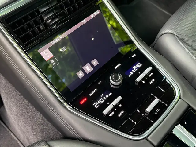 Porsche Panamera view 15