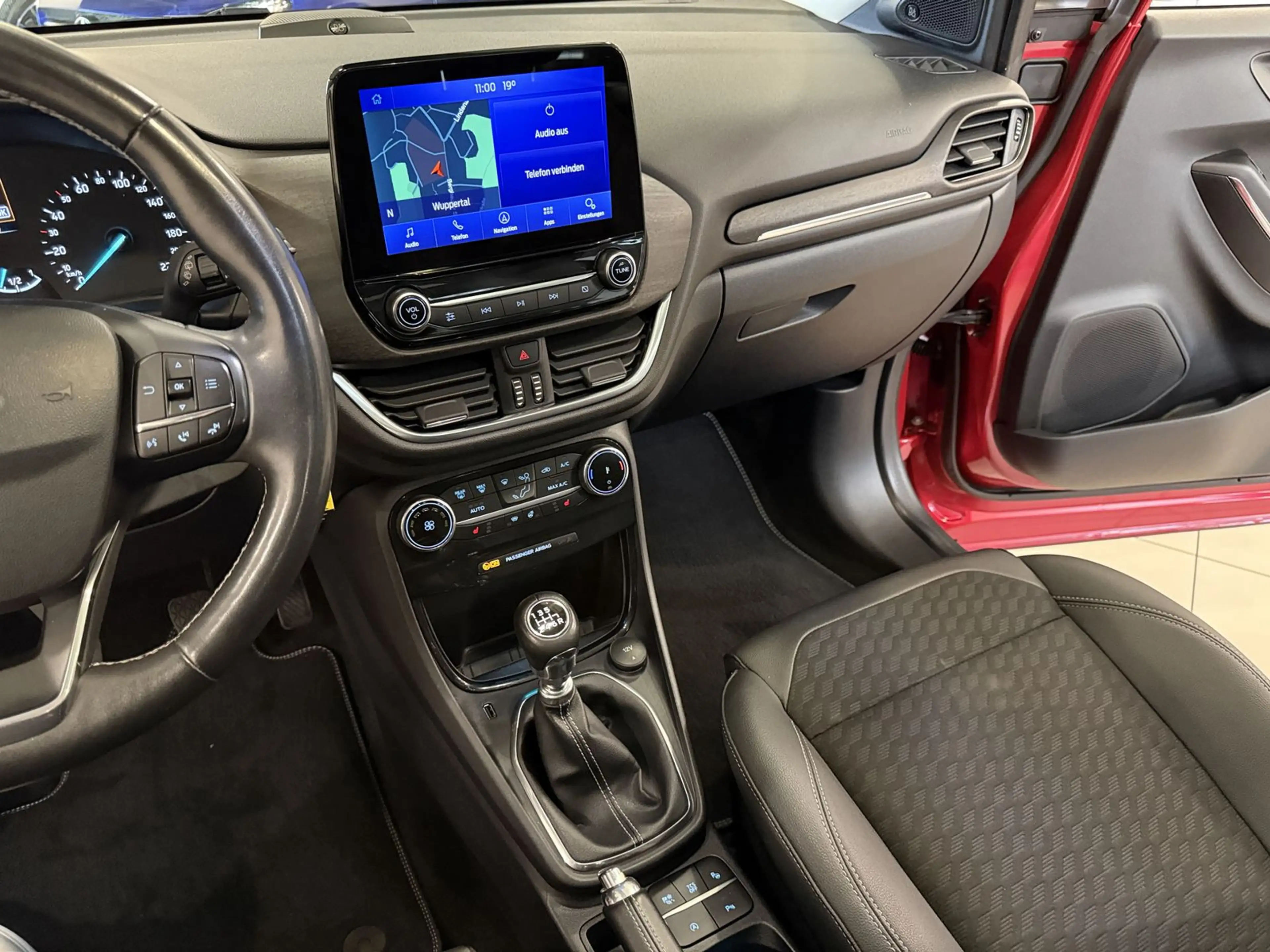 Ford Puma Titanium X *1.Hand-Pano-AHK-B&O-LED* — photo 13