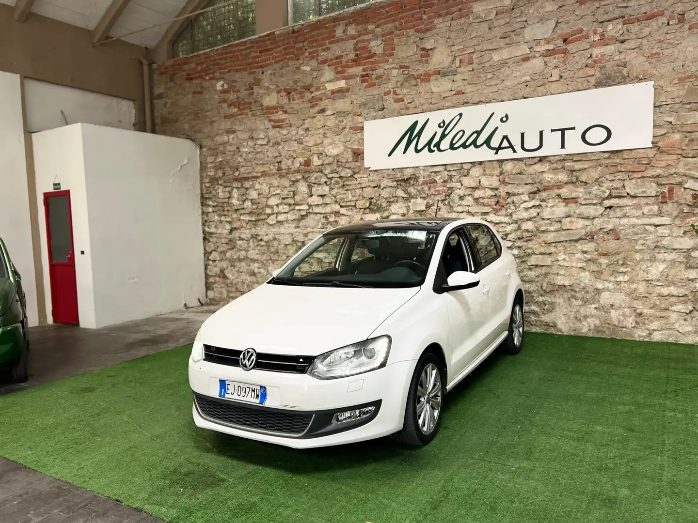 Volkswagen Polo Polo 5p 1.2 tsi Highline 105cv Blanco - 2