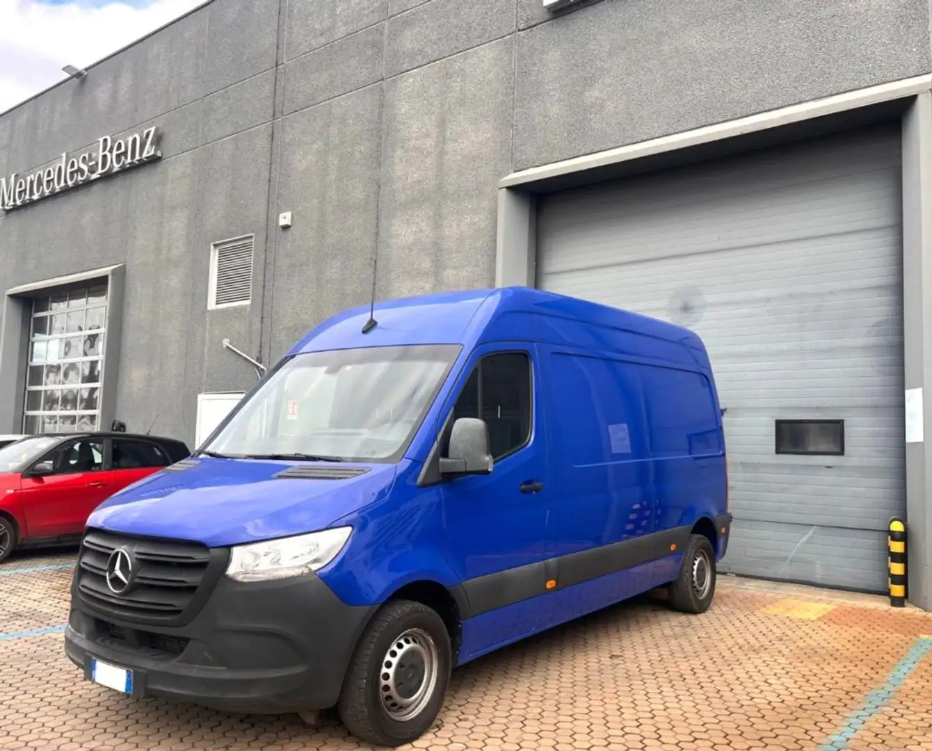 Mercedes-Benz Sprinter 311 39/33 Furgone Bleu - 1