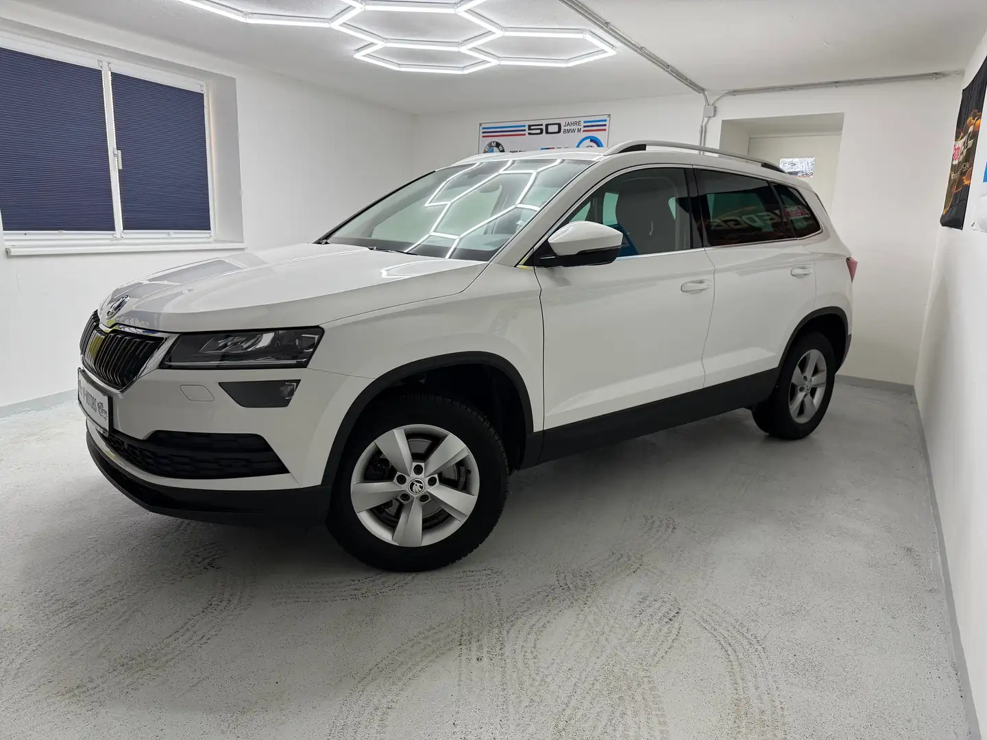 Skoda Karoq Style *LED*AHK*Ambiente*Sitzheizung*Garantie* Weiß - 2