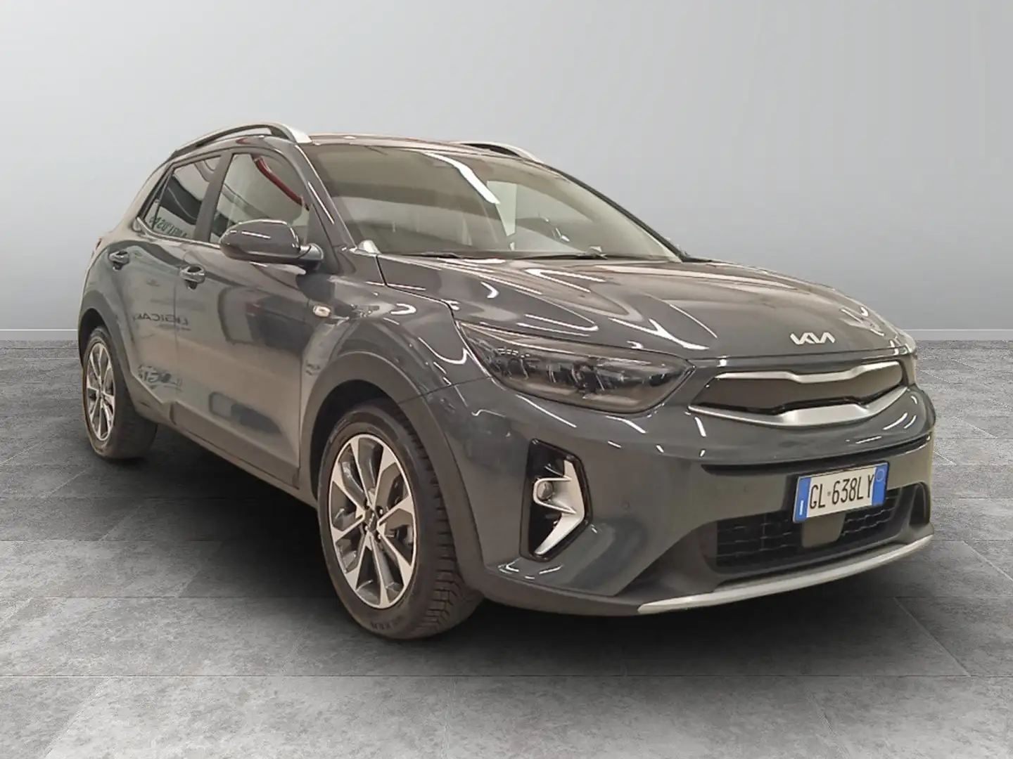 Kia Stonic 1.0 T-GDi MHEV Style Gris - 1