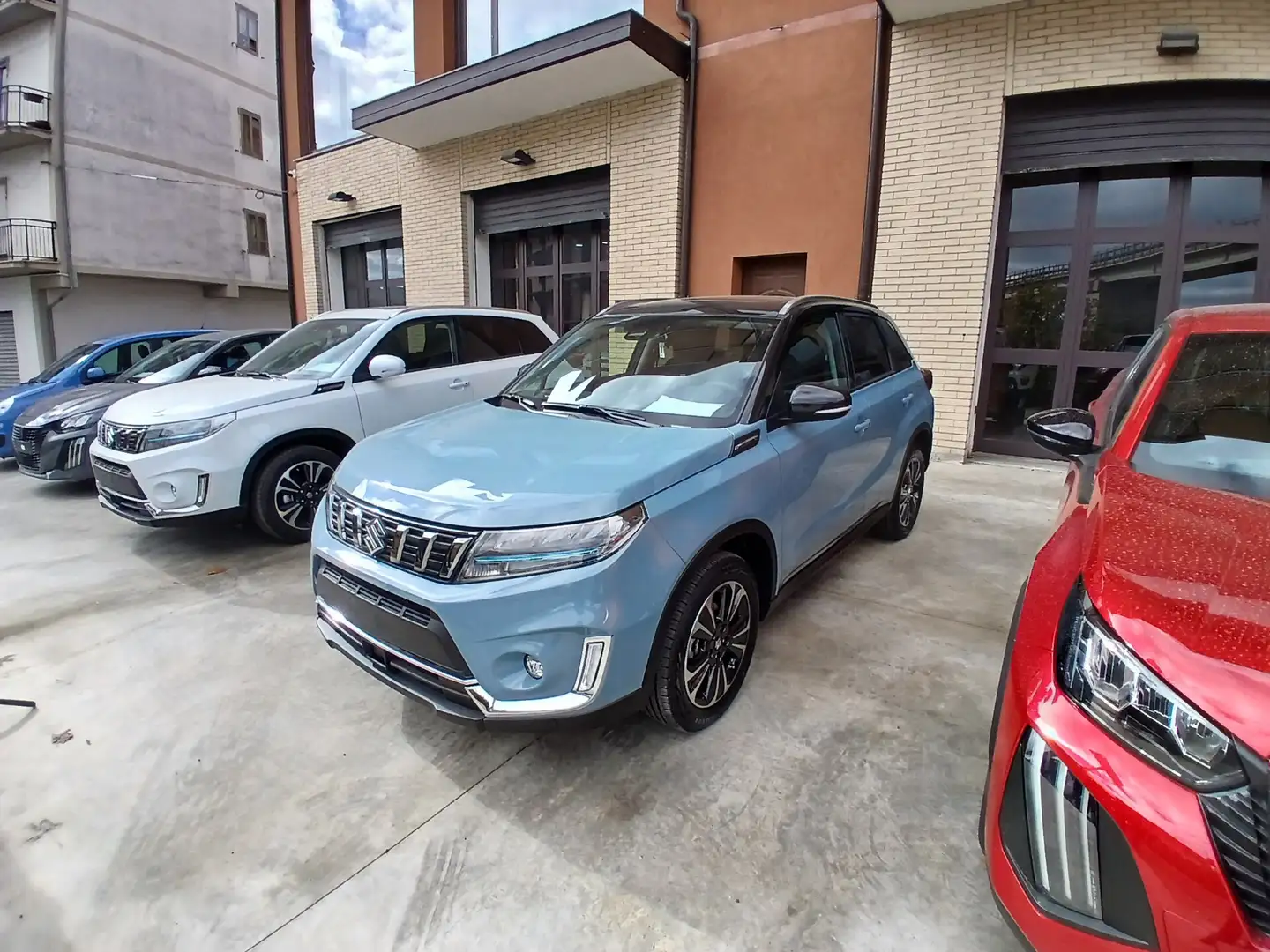 Suzuki Vitara 1.5 140V Hybrid A/T 4WD AllGrip Starview Gris - 2