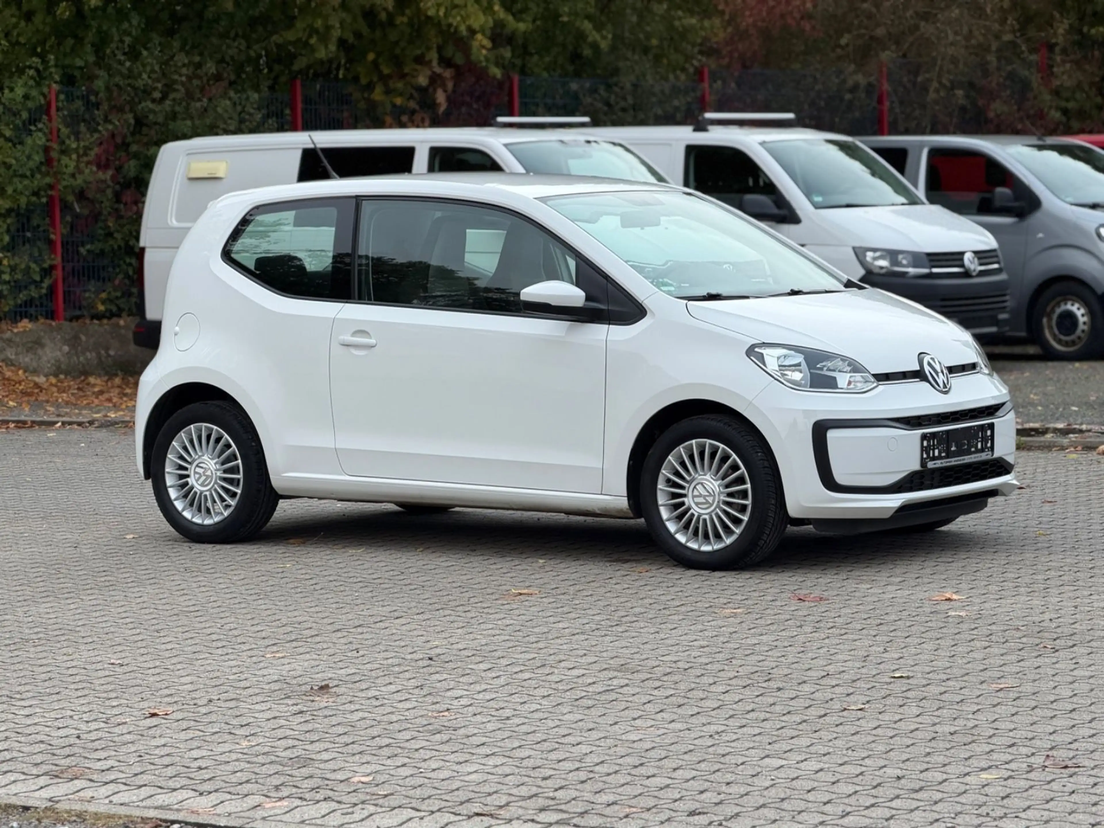 Volkswagen up! 1.0 UP! *1 HAND *27 TKM *TÜV NEU *KLIMA — photo 7