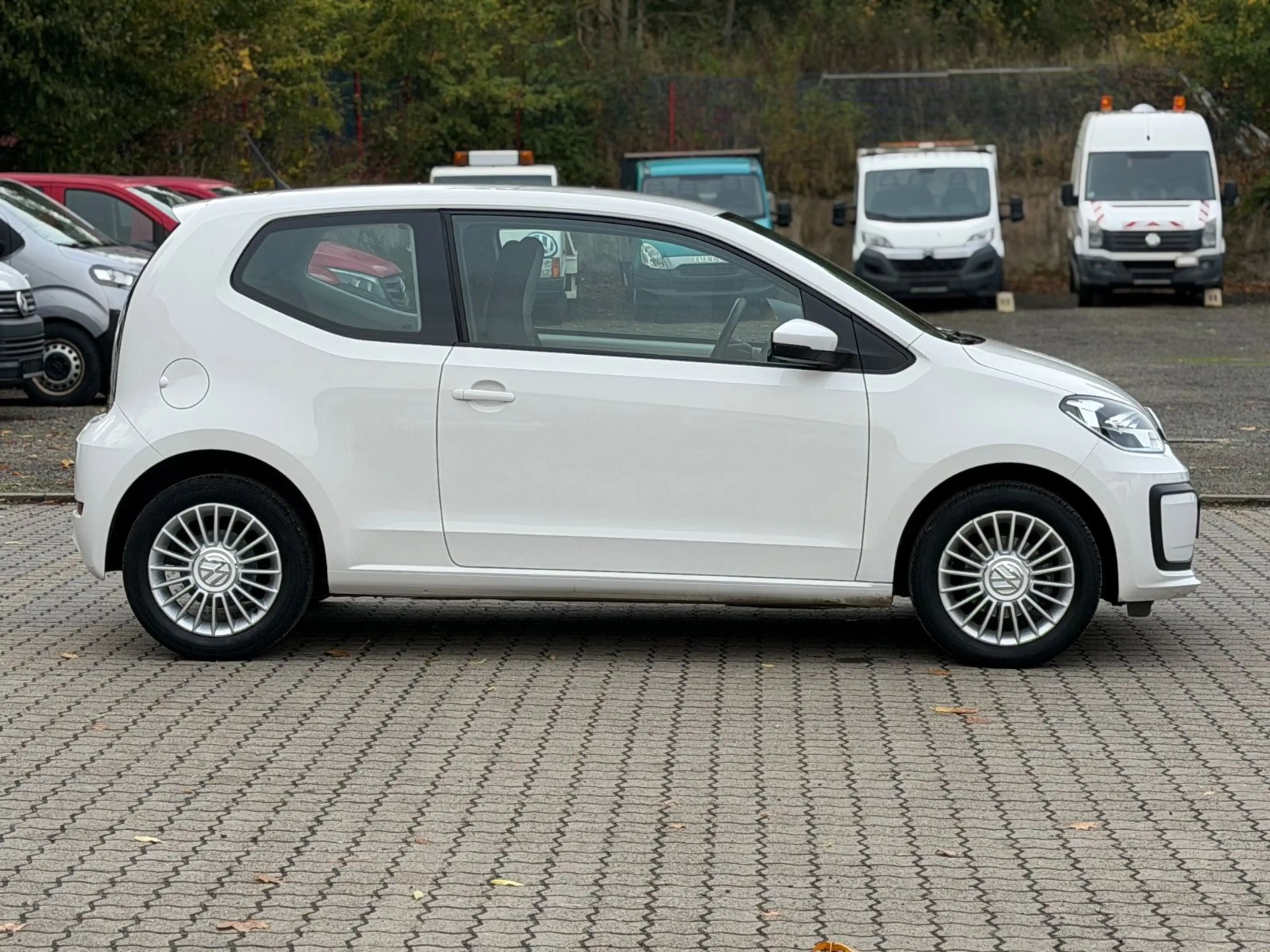 Volkswagen up! 1.0 UP! *1 HAND *27 TKM *TÜV NEU *KLIMA — photo 6