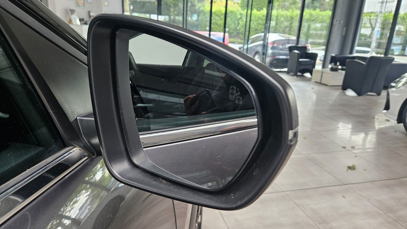 Citroen C5 Aircross Max Hybrid 145 ACC Kamera Navi SHZ — photo 12