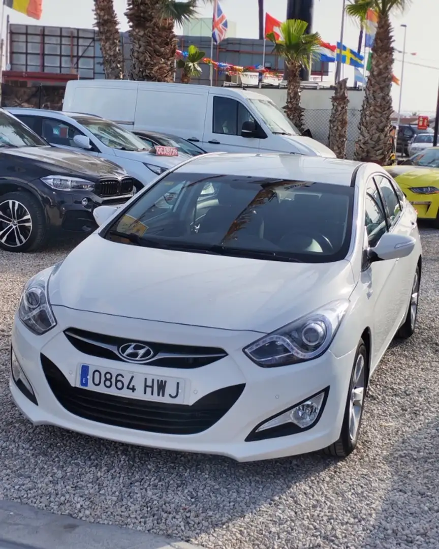 Hyundai i40 1.7CRDI Bluedrive Essence Blanco - 2