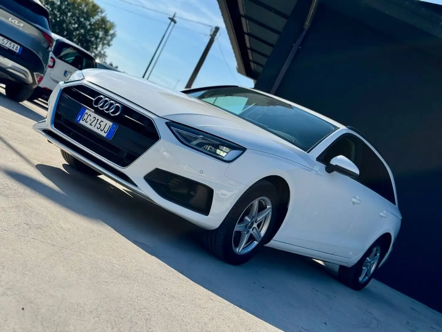 Audi A4 35 2.0 tdi mhev Business 163cv s-tronic - 1