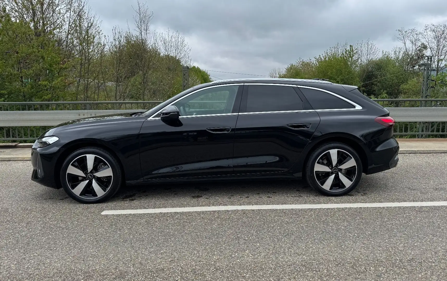 Audi A5 Avant TDI Quattro ACC StHz Cam Navi AHK 19" Siyah - 2