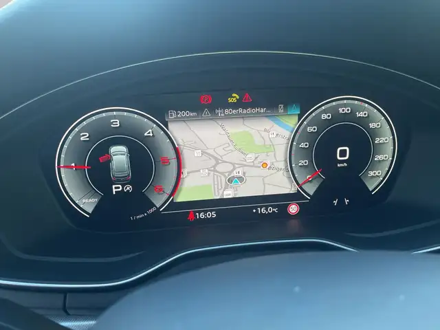 Audi A4 view 13