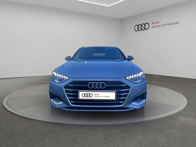 Audi A4 view 10