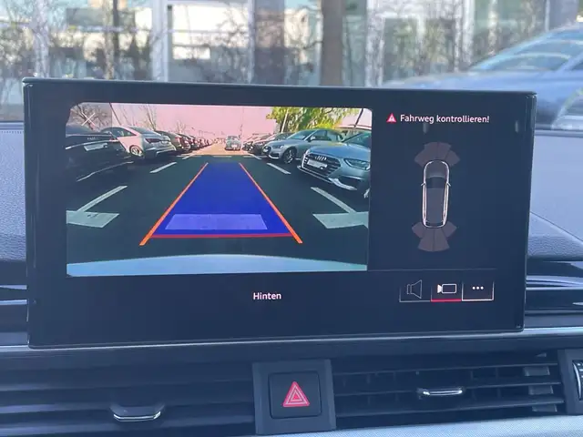 Audi A4 view 25