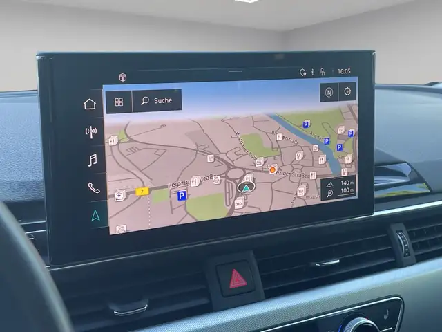 Audi A4 view 14