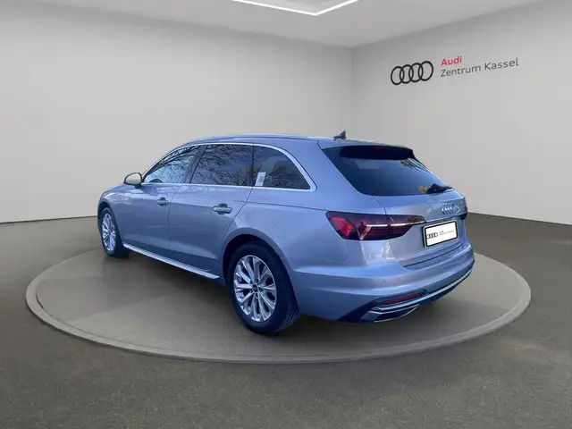 Audi A4 view 5