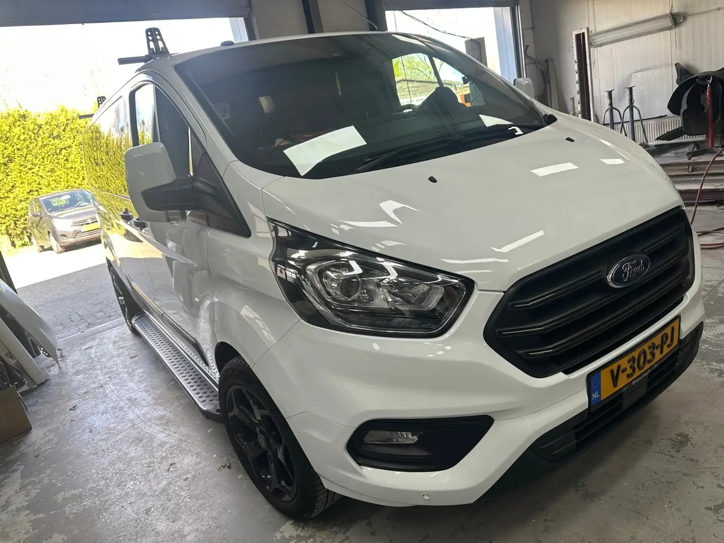 Ford Transit Custom 300 L2H1 dubbele cabine 6 persoons! Weiß - 1