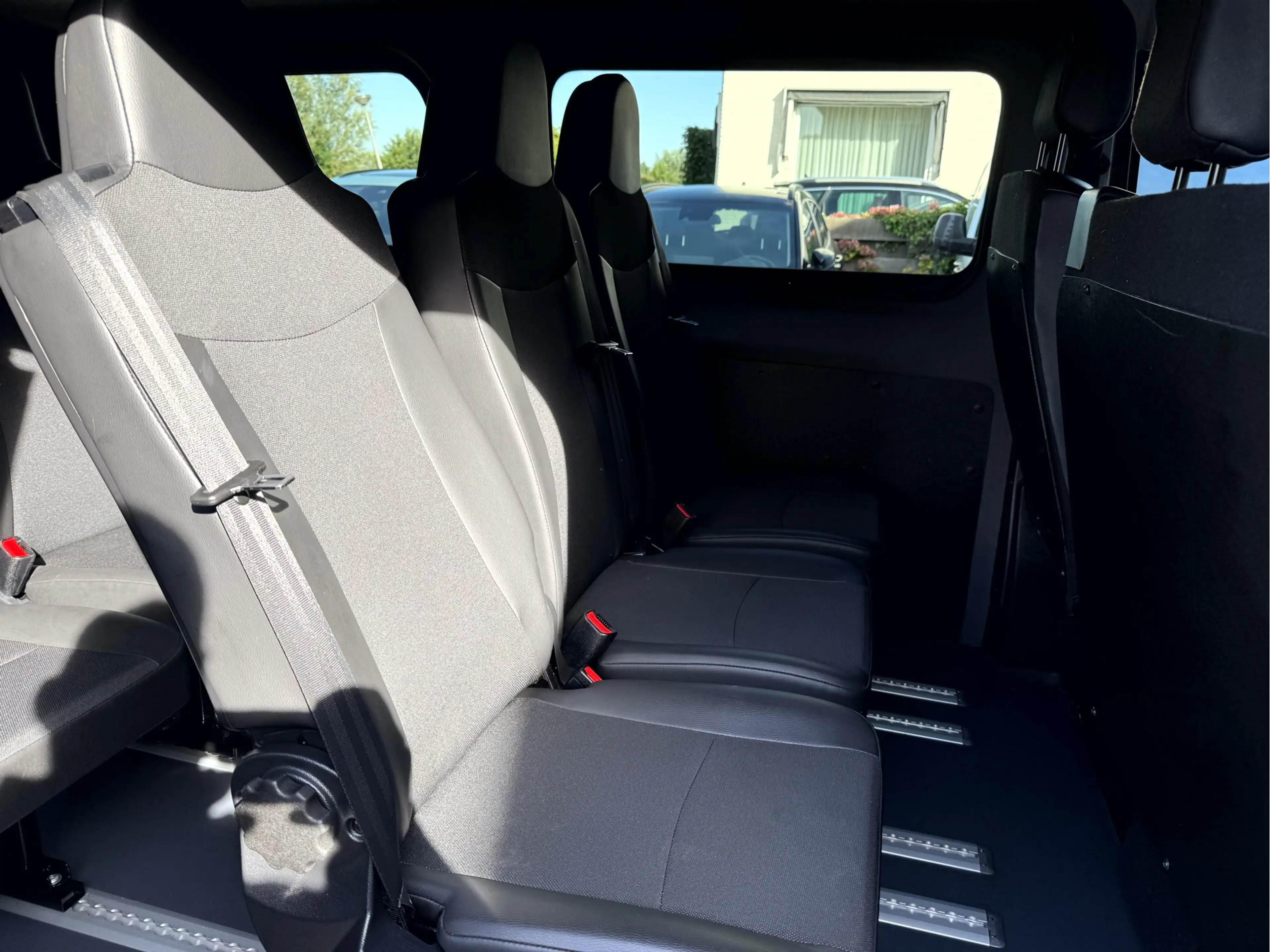 Peugeot e-Expert 75 kWh Standard incl.BTW, SOH 93.6%, 9-Persoons, s — photo 6