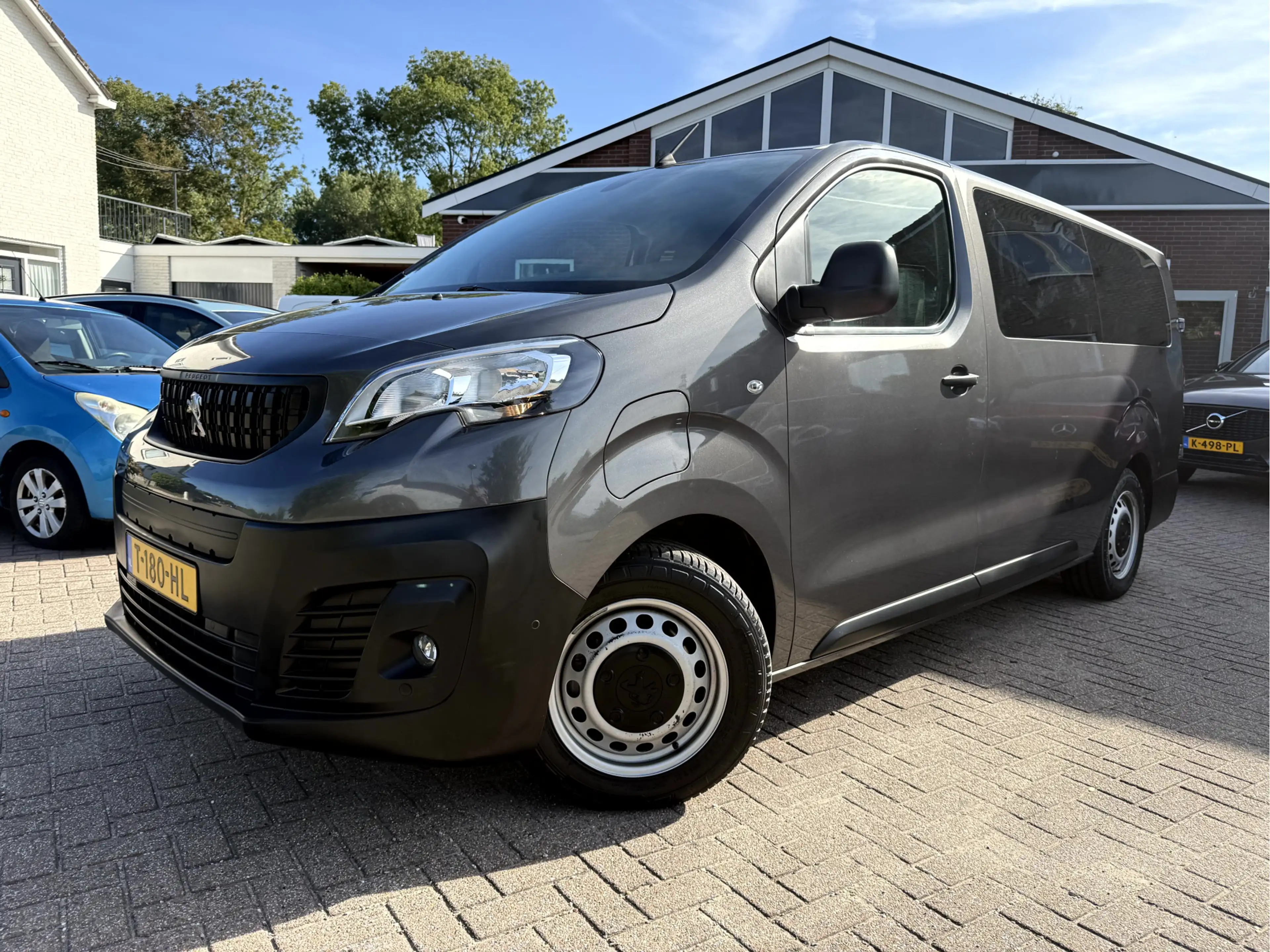 Peugeot e-Expert 75 kWh Standard incl.BTW, SOH 93.6%, 9-Persoons, s