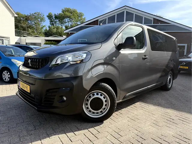 Peugeot e-Expert 75 kWh Standard incl.BTW, SOH 93.6%, 9-Persoons, s