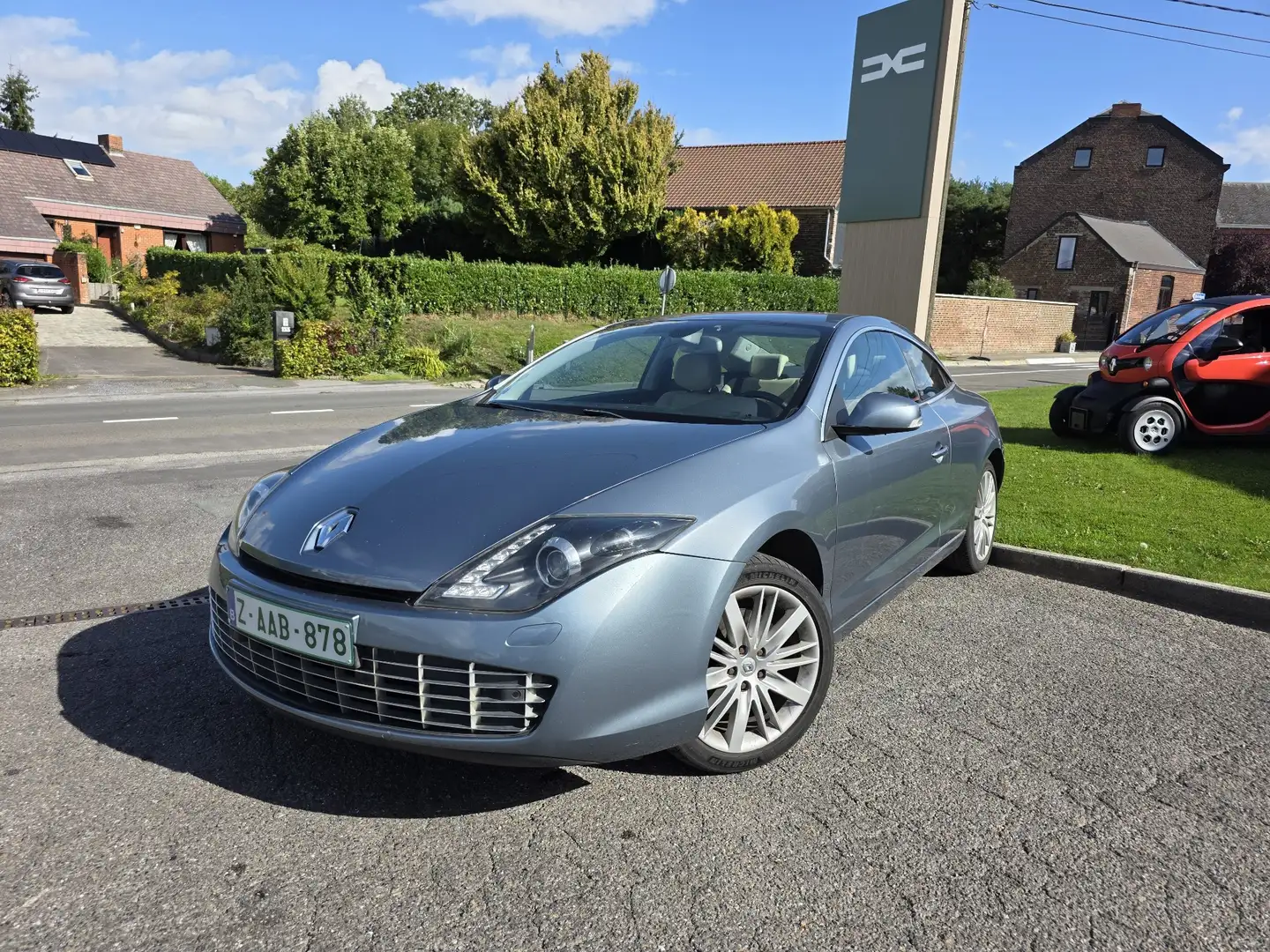 Renault Laguna Coupé 2.0 dCi Initiale - 1