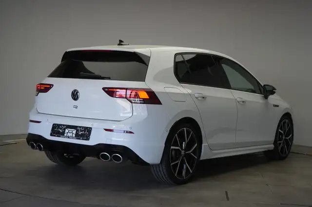 Volkswagen Golf view 5