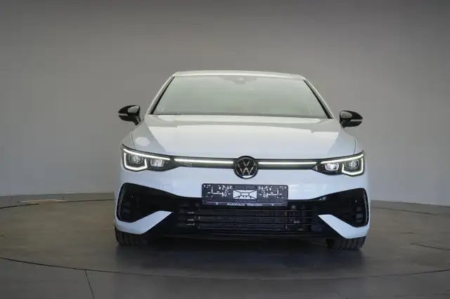 Volkswagen Golf view 2