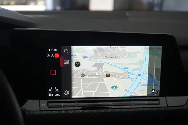 Volkswagen Golf view 13