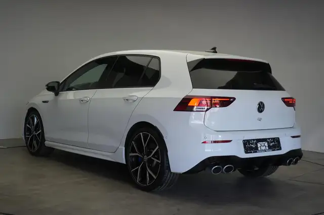 Volkswagen Golf view 4