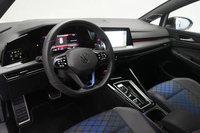 Volkswagen Golf view 11