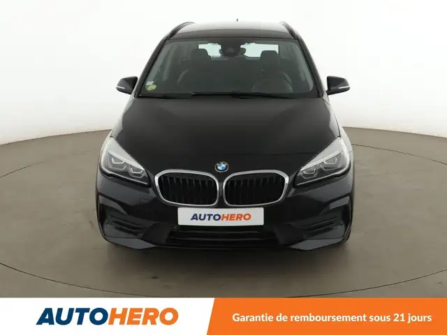 BMW 2 Series view 9