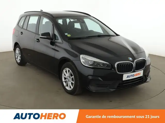BMW 2 Series view 8
