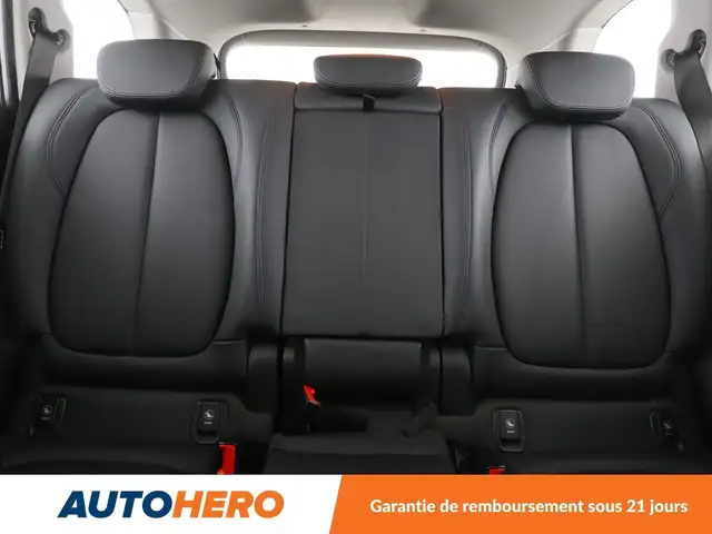 BMW 2 Series view 15
