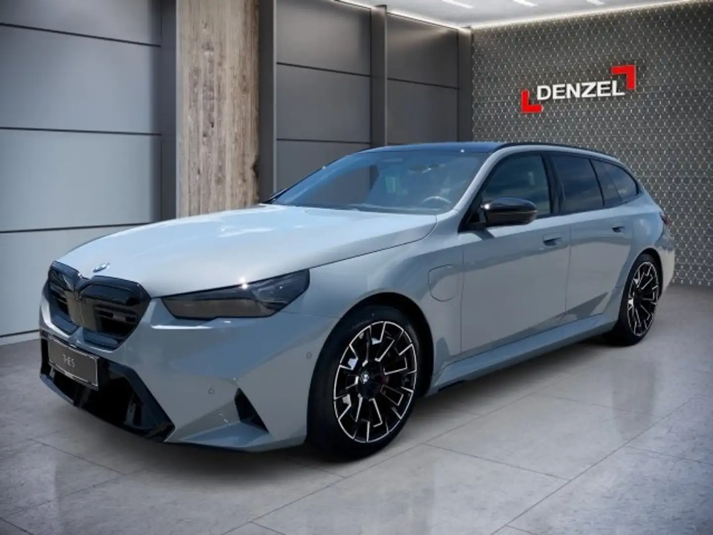 BMW M5 Touring Grau - 1