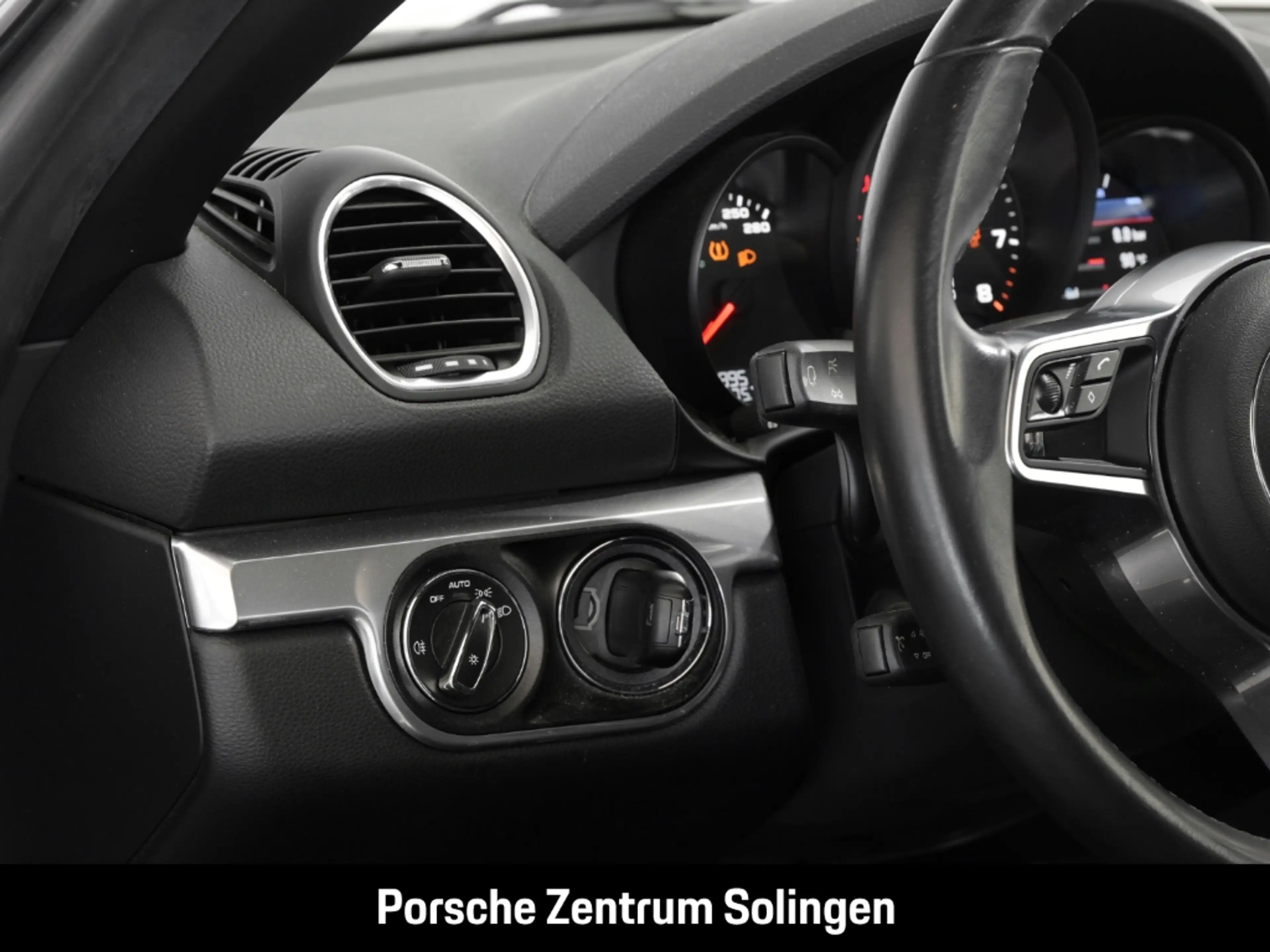 Porsche Boxster PDK 20'' AppleCarPlay Rückfahrkamera 64l — photo 14