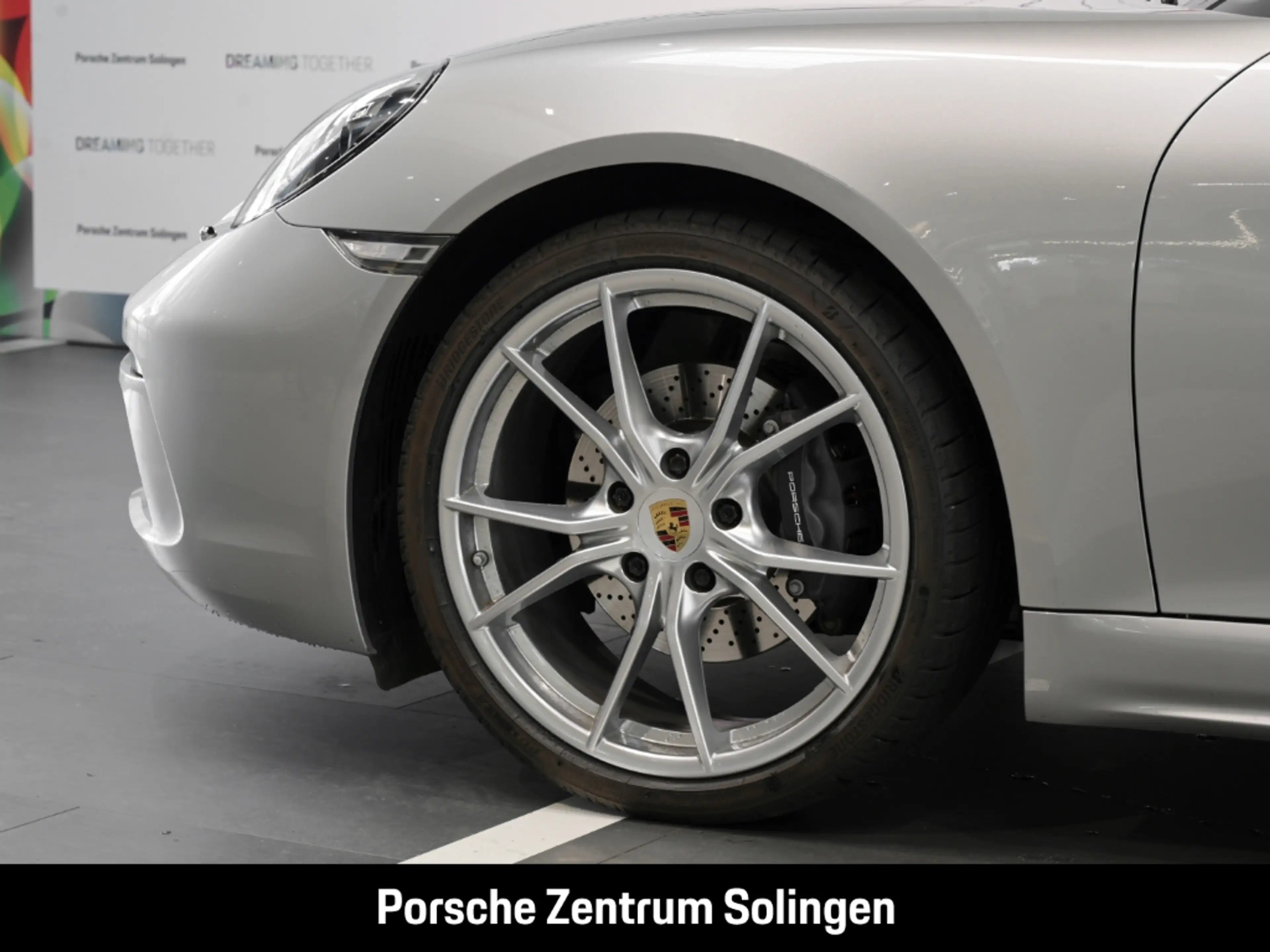 Porsche Boxster PDK 20'' AppleCarPlay Rückfahrkamera 64l — photo 9