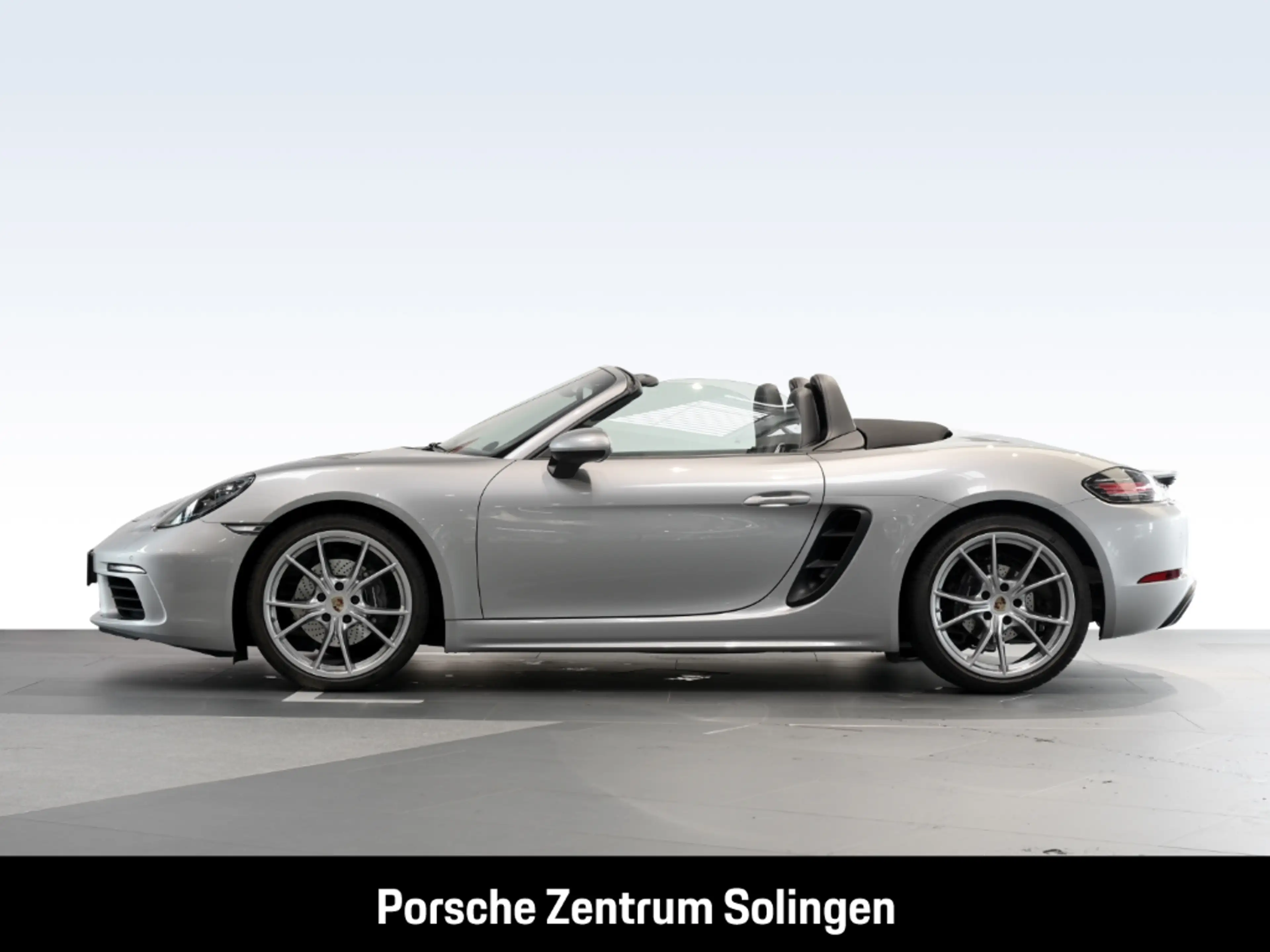 Porsche Boxster PDK 20'' AppleCarPlay Rückfahrkamera 64l — photo 2