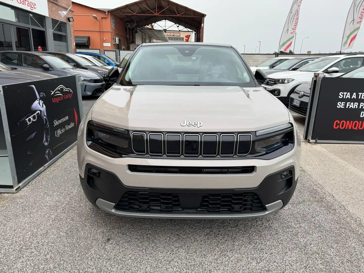 Jeep Avenger 1.2 turbo Summit fwd 100cv Beige - 2