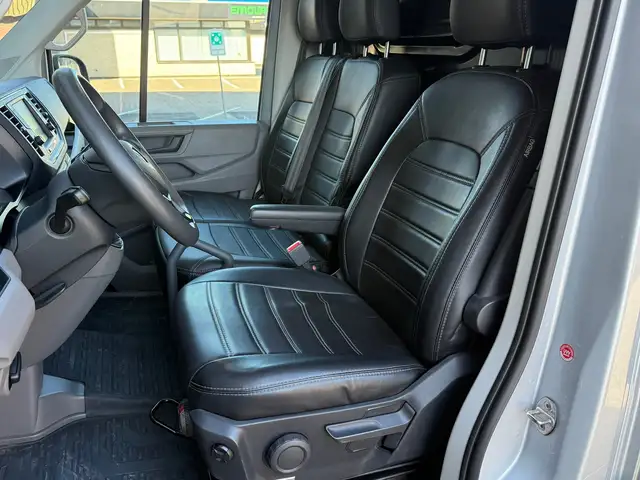Volkswagen Crafter view 4
