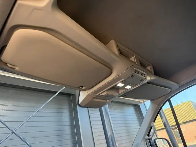 Volkswagen Crafter view 28